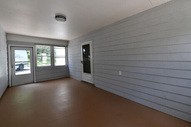Building Photo - 2706 Christy Ave