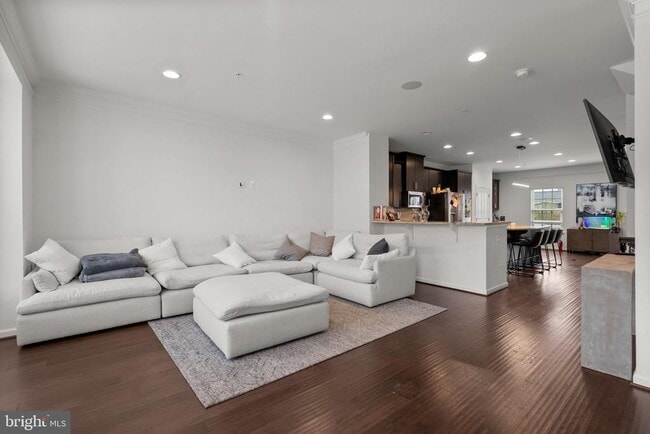 Building Photo - 14407 Sandy Ridge Ln