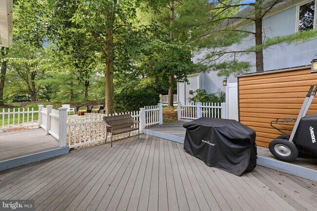 Building Photo - 47656 Pennrun Way