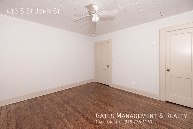 Building Photo - 413 S St John St