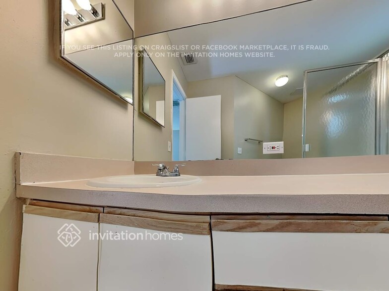 Building Photo - 9220 Arborwood Cir