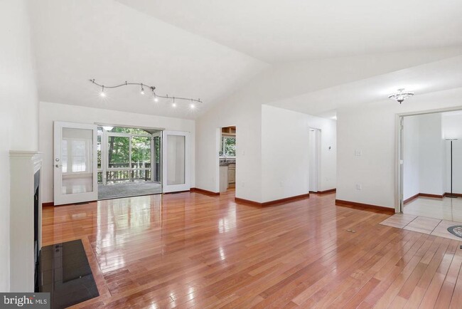 Building Photo - 10799 Adare Dr