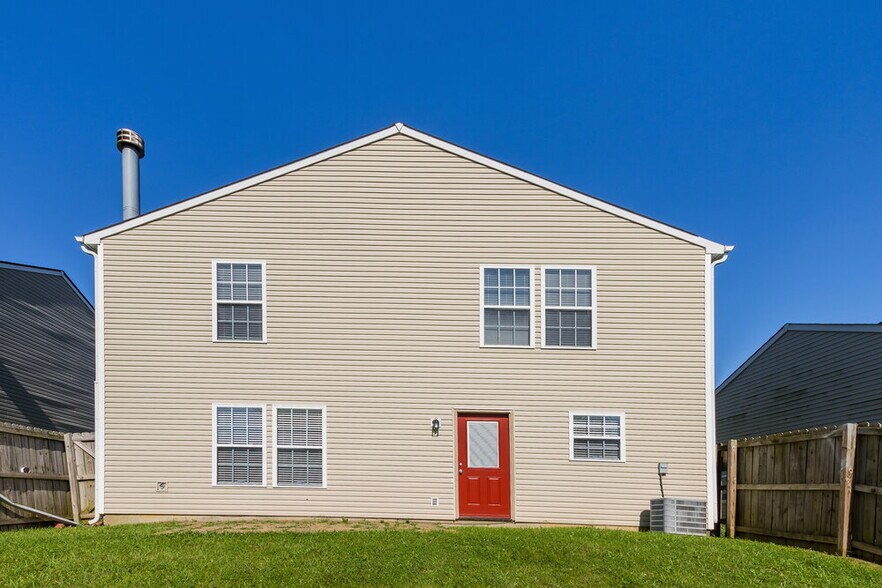 Building Photo - 2274 Summerwood Ln