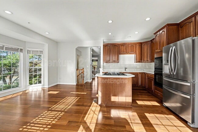 Building Photo - 716 Scarburgh Way