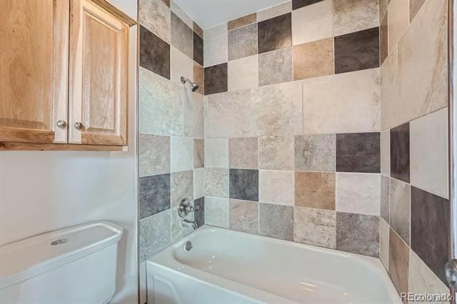 Building Photo - 192 Signal Rock Rd