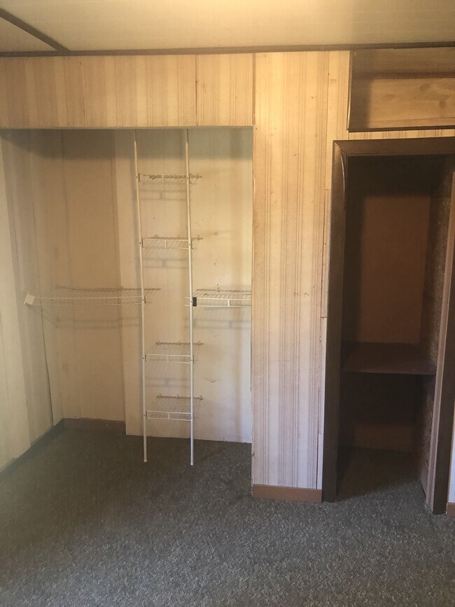 Building Photo - 574 Lincoln St