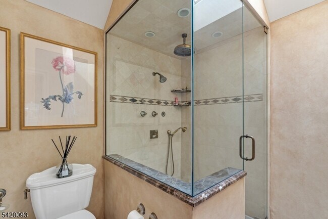 Building Photo - 787 Peach Tree Ln