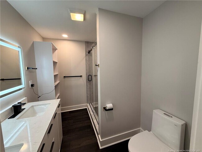 Building Photo - 1610 N Stonegate Dr