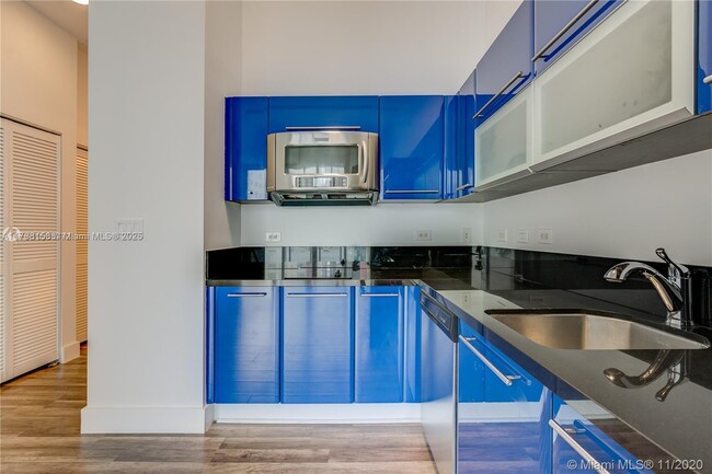 Building Photo - 244 Biscayne Blvd