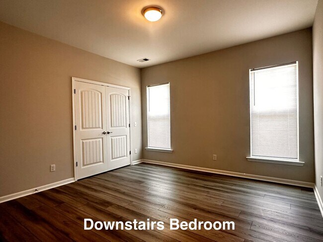 Building Photo - 542 Sessile Oak Dr