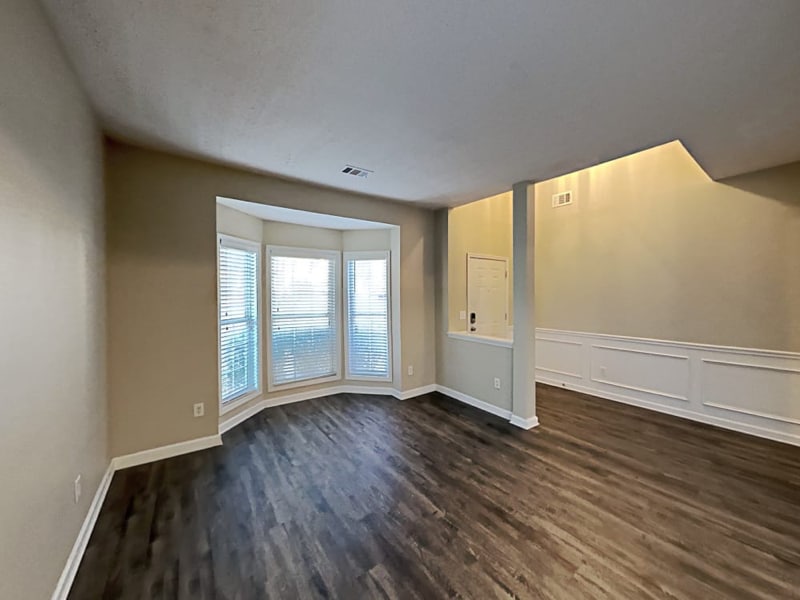 Building Photo - 1217 Everwood Dr SW