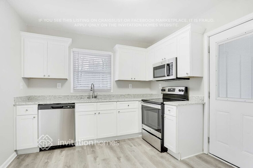 Building Photo - 2701 Connally Dr