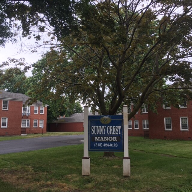 Building Photo - Sunny Crest Manor Apartments