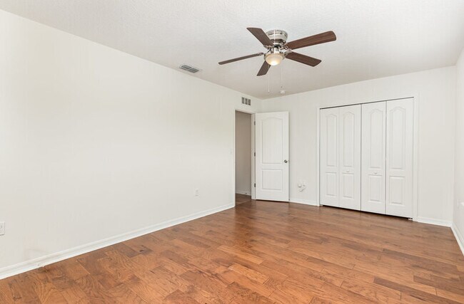 Building Photo - 9026 Paolos Pl