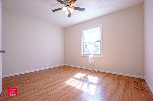 Building Photo - 6423 Vane St
