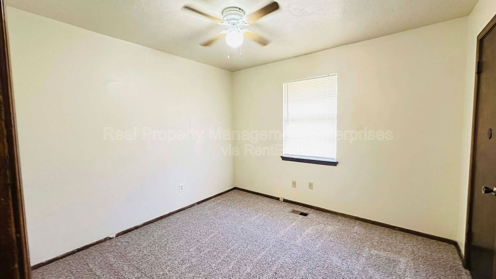 Building Photo - 4816 S Fairmont Ave