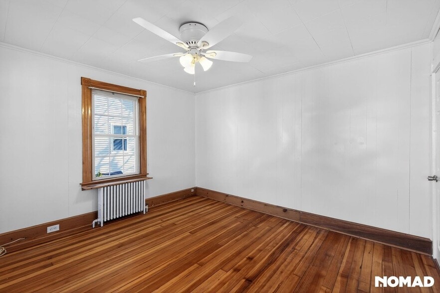 Building Photo - 21 Hall Ave