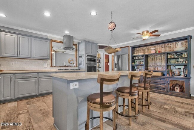 Building Photo - 6621 E 4th St