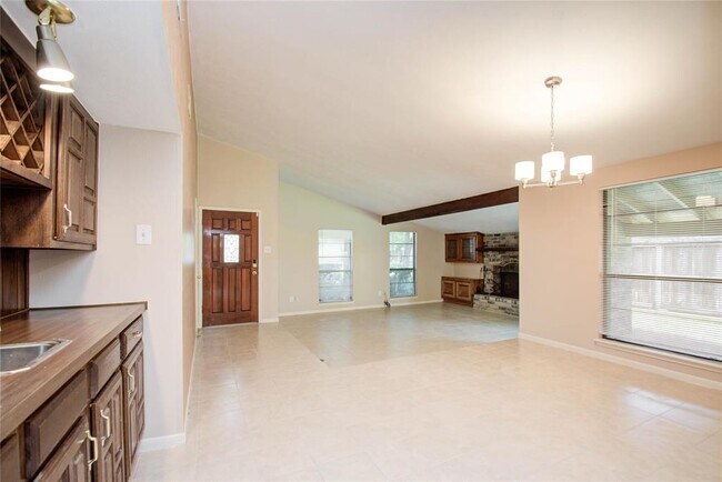 Building Photo - 3907 Postwood Dr