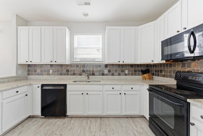 Building Photo - 3688 Cainhoy Ln