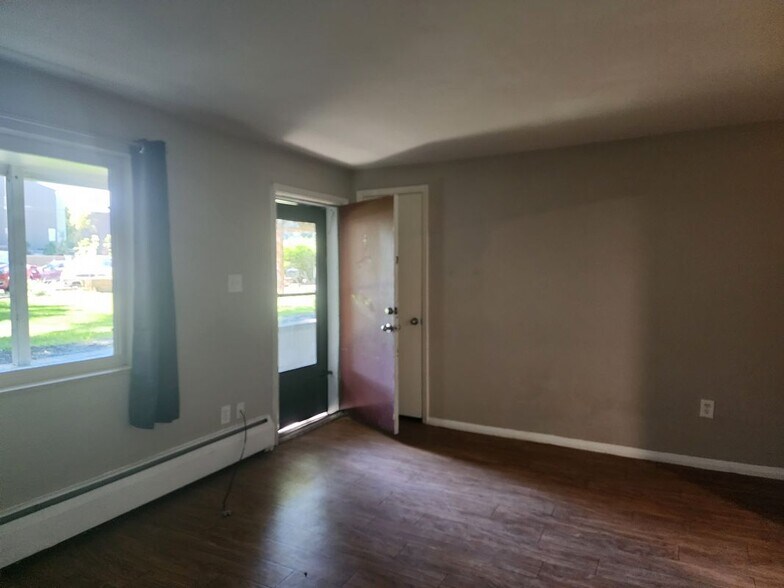 Building Photo - 7095 W 13th Ave