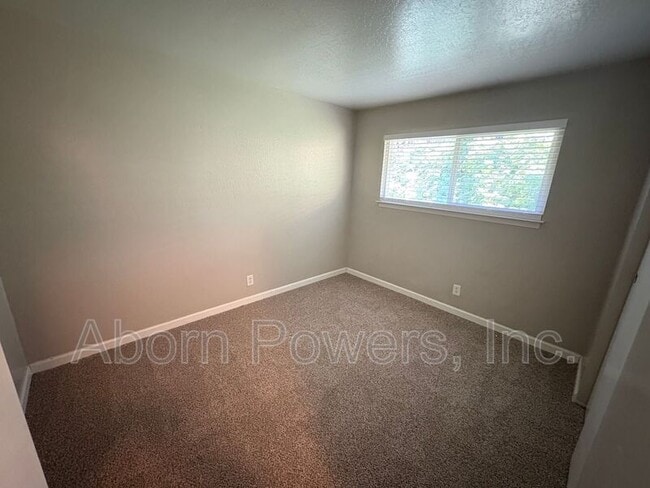 Building Photo - 2760 Coloma St