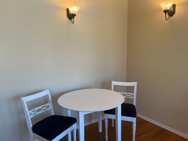 Building Photo - 2 Bed / 2 Bath Bay-View Condo for Rent in ...