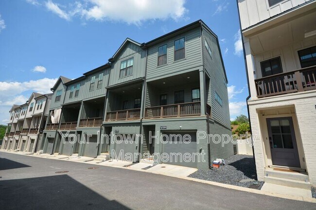 Building Photo - 1264 Zucchini Cir SE