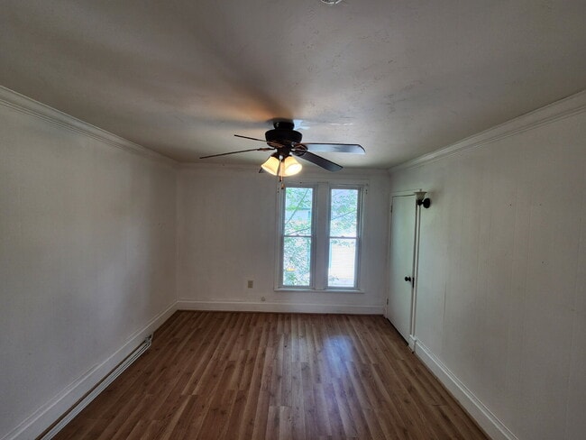Building Photo - Nice 1 bedroom Apartment