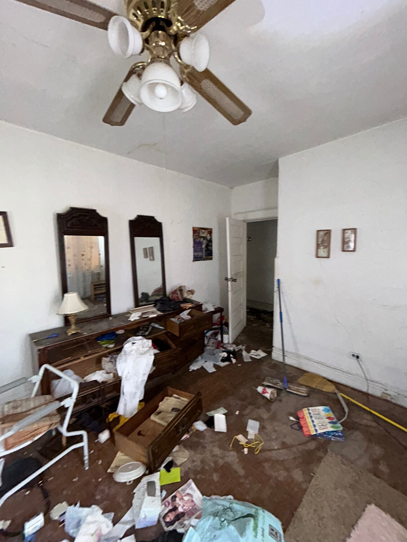 Building Photo - 3100 Bond Ave