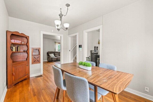 Building Photo - 2637 17th St