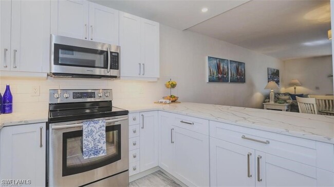 Building Photo - 4531 Bay Beach Ln