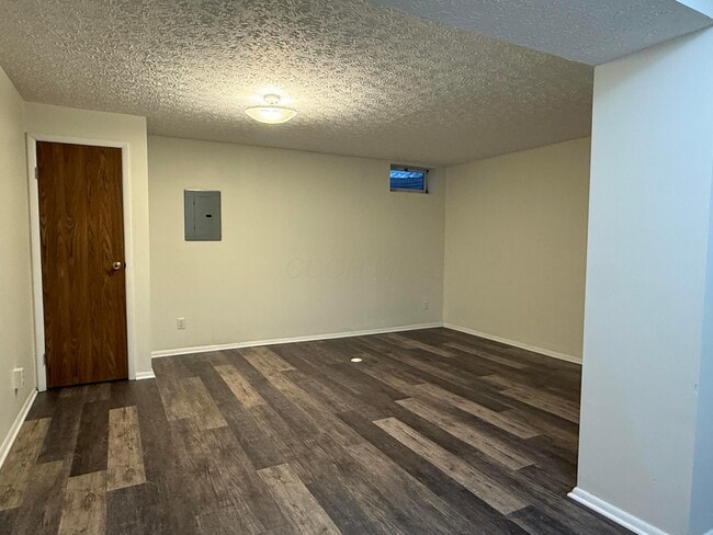 Building Photo - 6706 Manring Ct