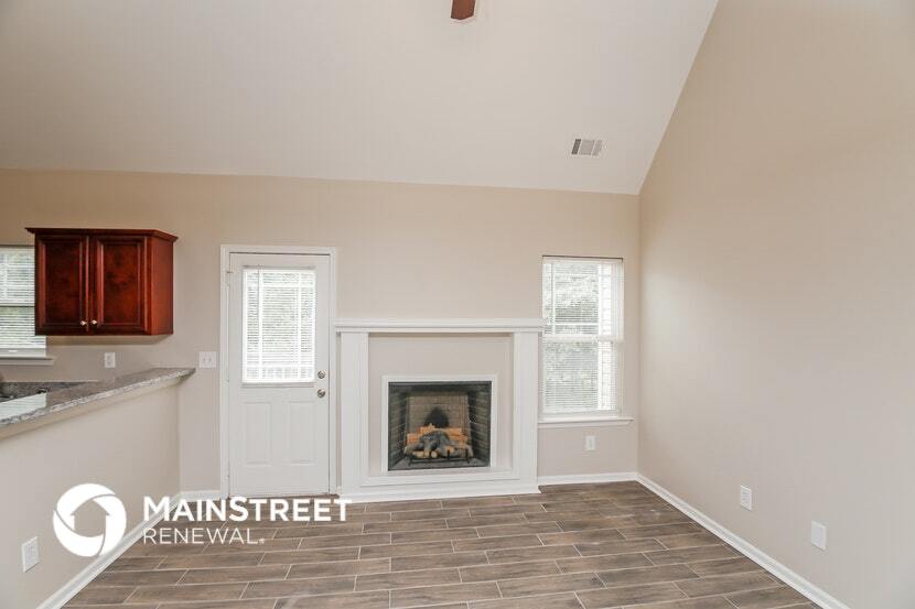 Building Photo - 223 Arbor Dr