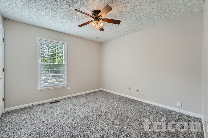 Building Photo - 4994 Sandyhook Ct NW