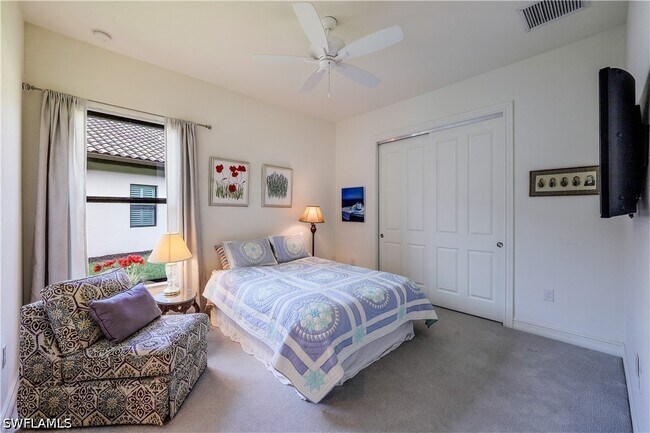 Building Photo - 7546 Lantana Cir