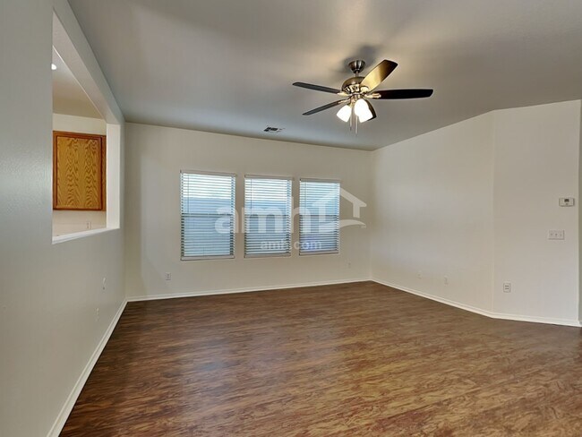 Building Photo - 17664 N 185th Ln