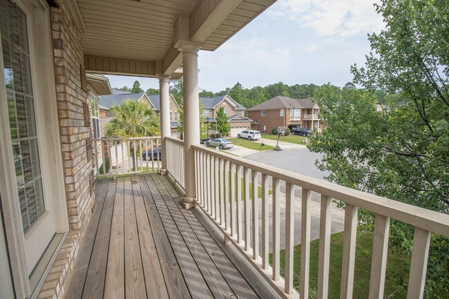 Building Photo - Elegant All-Brick 4 Bedroom Home on a Quie...