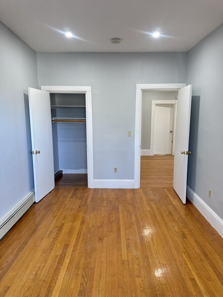 Building Photo - 324 Granite St