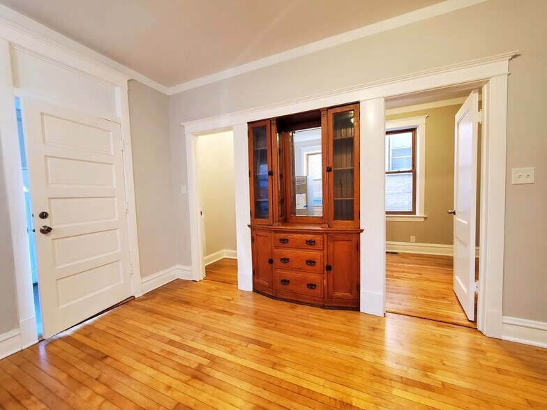 walk in pantry and vintage built-in hutch - 2334 Euclid Ave