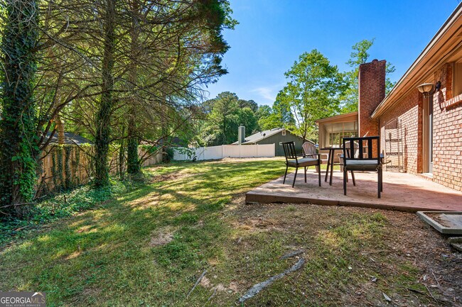 Building Photo - 101 Waterwood Bend