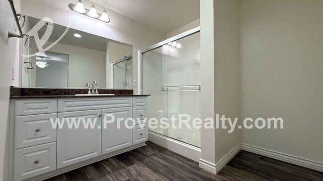 Building Photo - 15946 Silver Tip Way