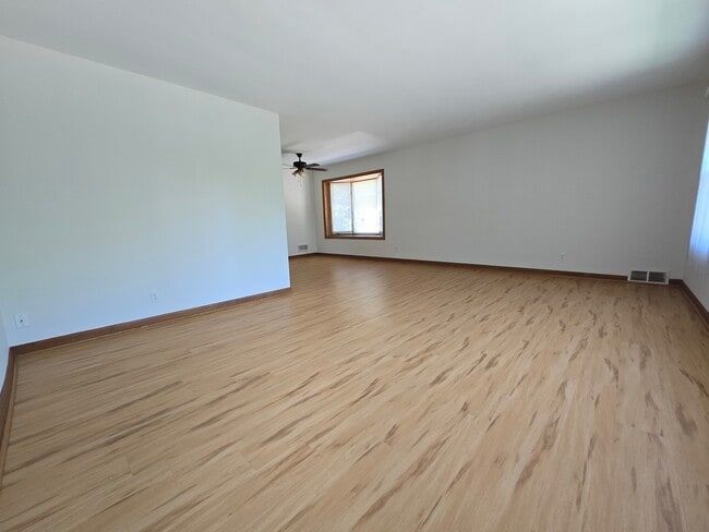Building Photo - 1301 N Harlem Ave