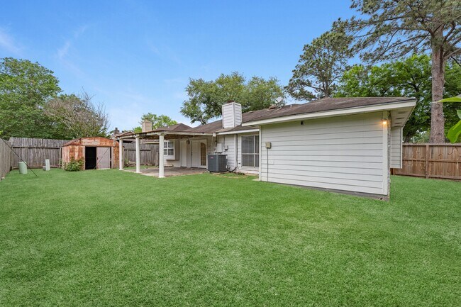 Building Photo - 19403 Bristlestar Dr