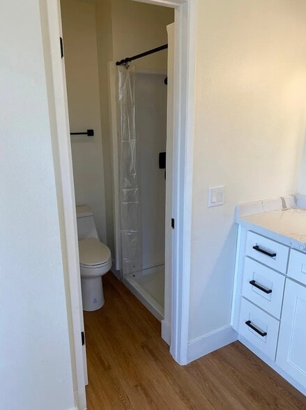 Building Photo - 2937 W Carson St