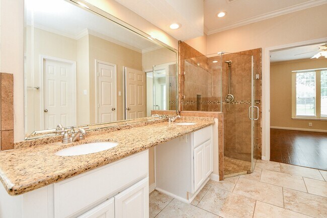 Building Photo - 5322 Pebble Way Ln