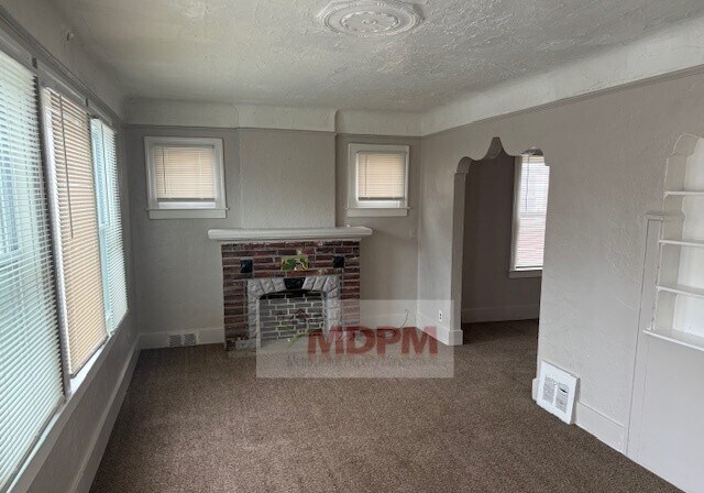 Building Photo - 15751 Monte Vista St