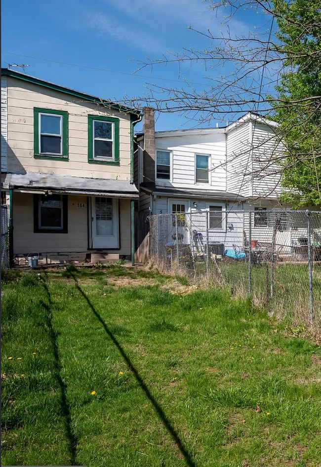 Building Photo - Cozy 2 bedroom in Pottstown
