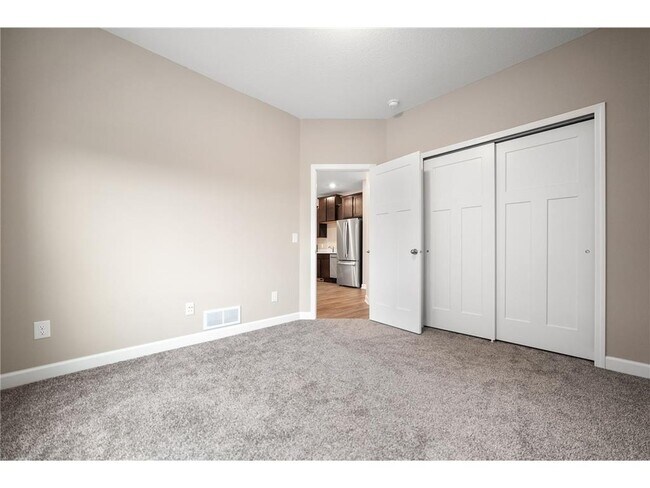 Building Photo - 11300 Creekside Trl N