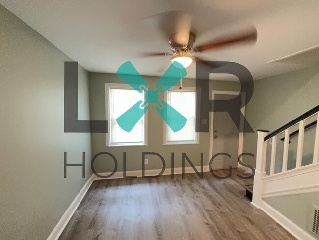 Building Photo - 1236 Clover Ln